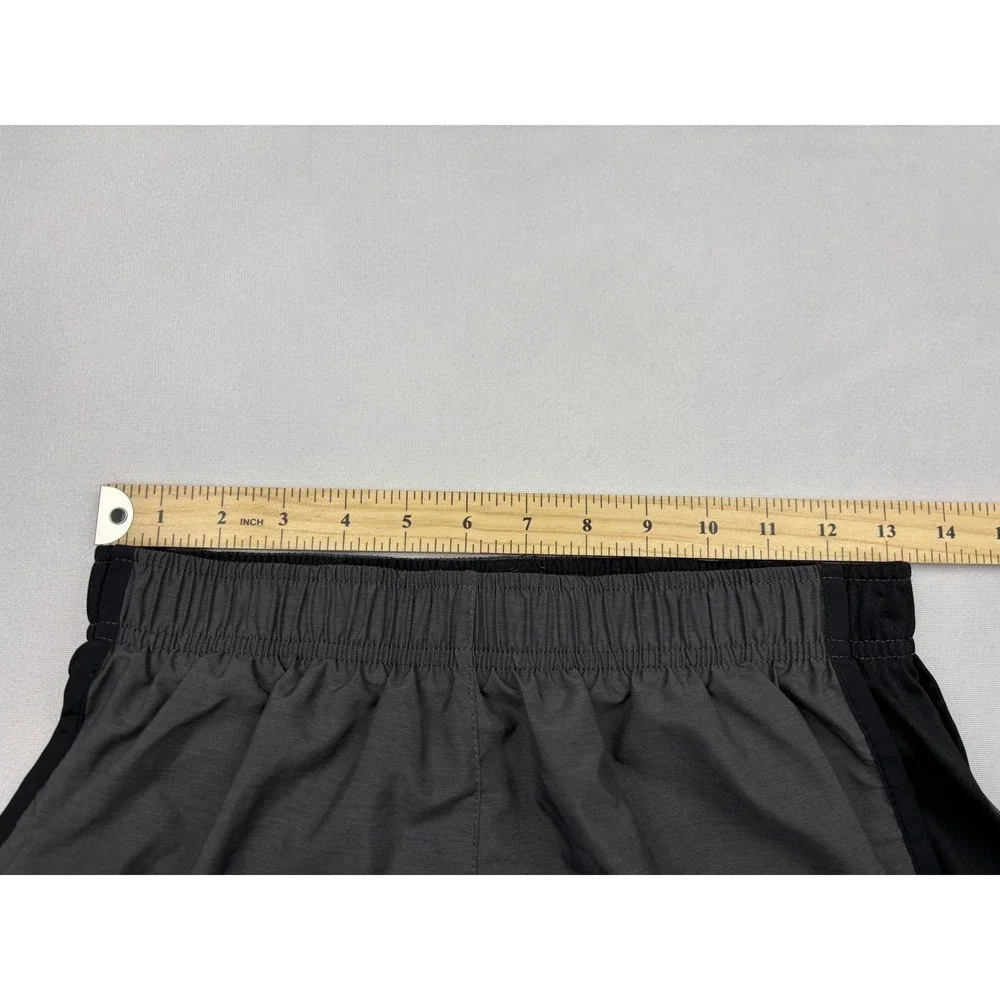 Nike Dri-FIT Tempo Running Shorts Womens Small Gray Black Mesh Athletic CU8890